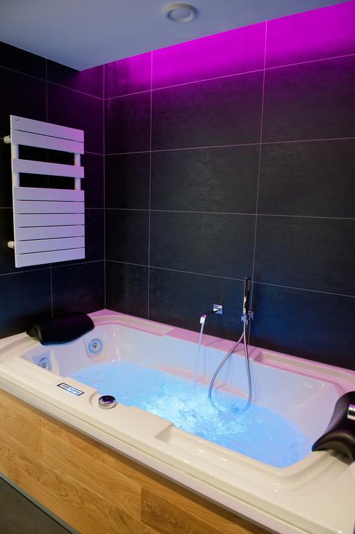 Hotel Le Charme De La Semois Alle Eksteriør bilde