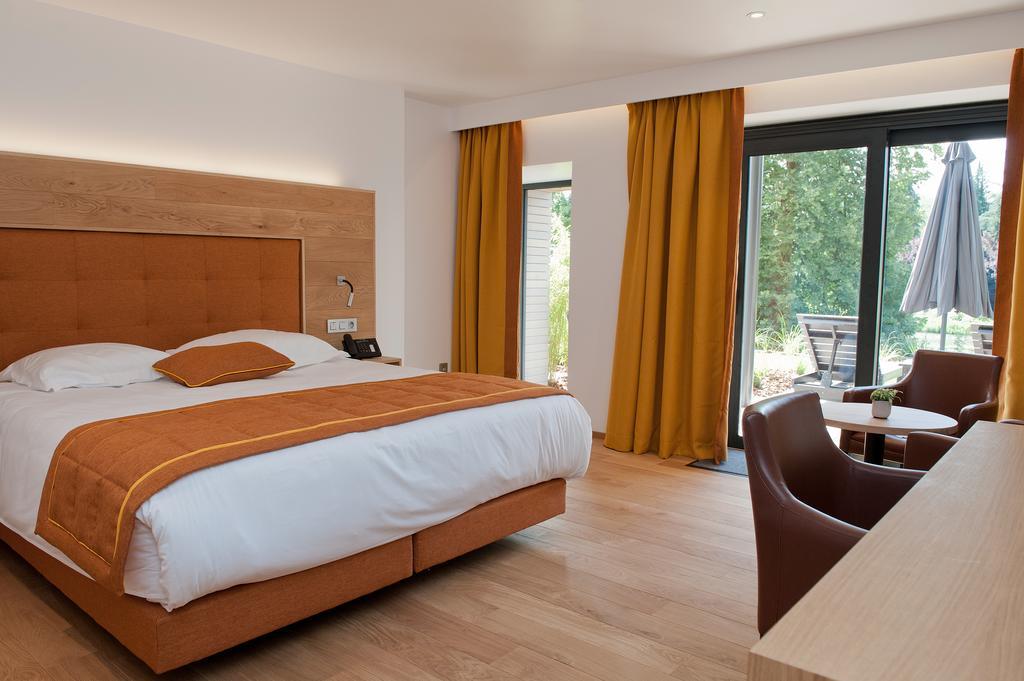 Hotel Le Charme De La Semois Alle Eksteriør bilde